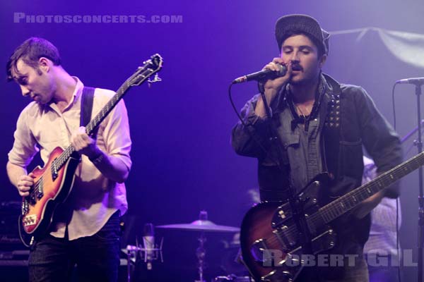 BLACK LIPS - 2009-11-06 - PARIS - La Cigale - Cole Alexander - Jared Swilley